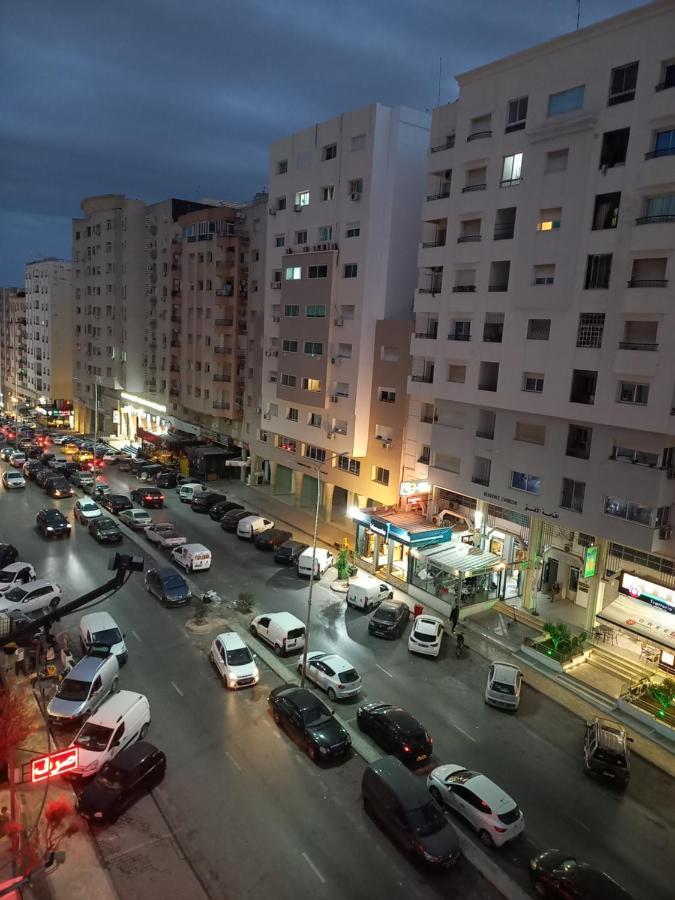 Joli studio, 17 Avenue Hedi Nouira Ennasr 2, Ariana, Tunis Extérieur photo